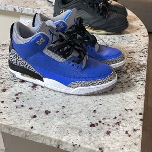 Jordan Blue and Gray Sneakers